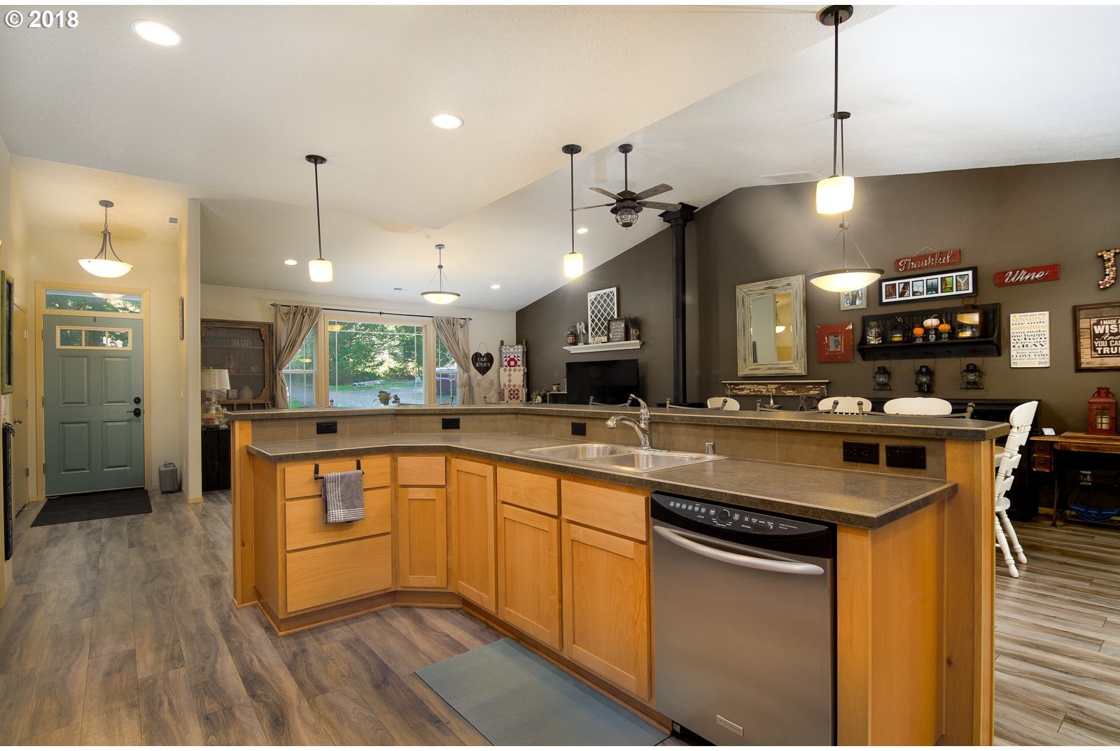 2280 South Silver Lake Road Castle Rock, WA 98611 - Photo 23 of 27 Gallery Image 23