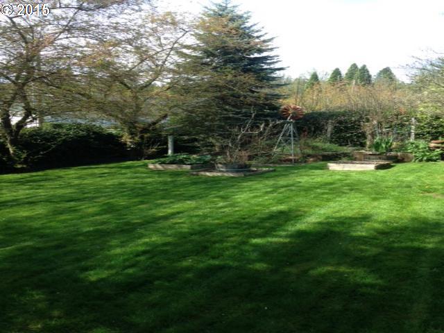 8030 Southwest Capitol Hill Road Portland, OR 97219 - Photo 7 of 7 Gallery Image 7