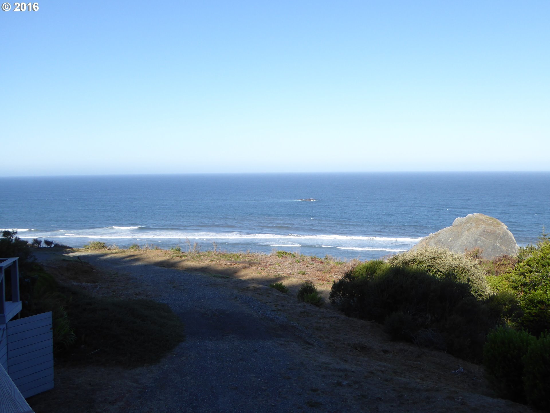 28646 Kissing Rock Road Gold Beach, OR 97444 - Photo 3 of 28
