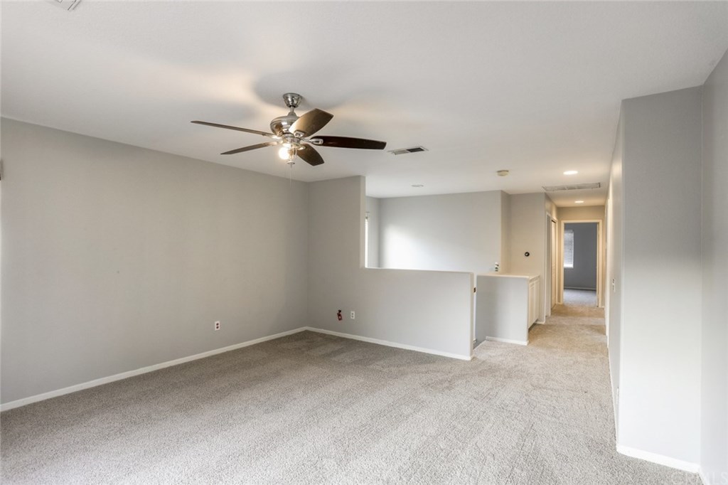 25731 Hammet Circle Stevenson Ranch, CA 91381 - Photo 18 of 36