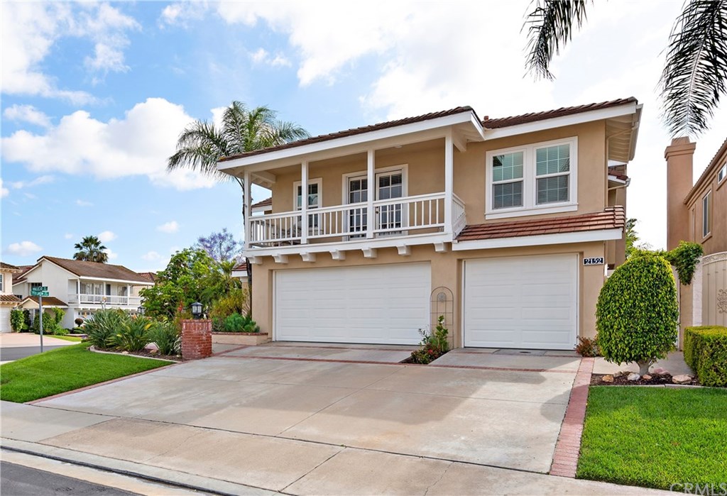 2152 Vallejo Drive Tustin, CA 92782 - Photo 3 of 35