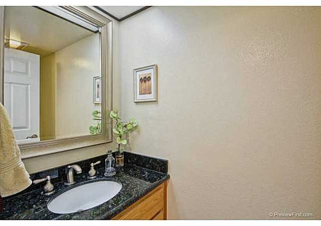 7018 Ivy Street Carlsbad, CA 92011 - Photo 10 of 23