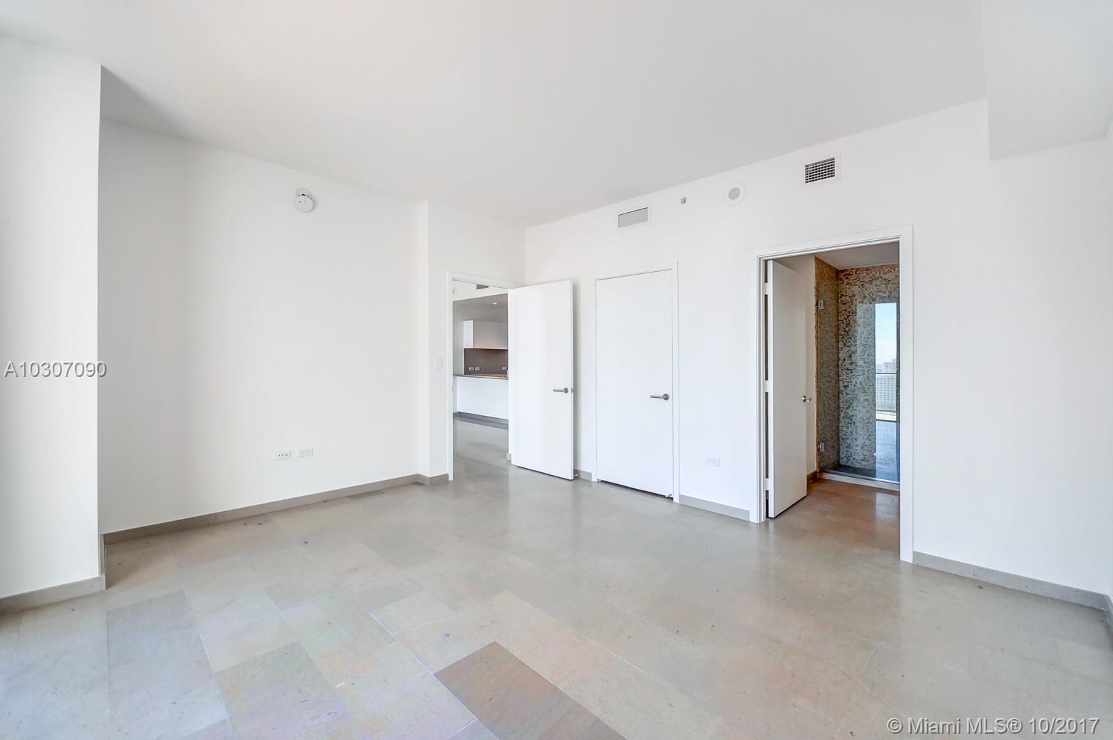 88 Southwest 7th Street, Unit 2503 Miami, FL 33130 - Photo 13 of 45