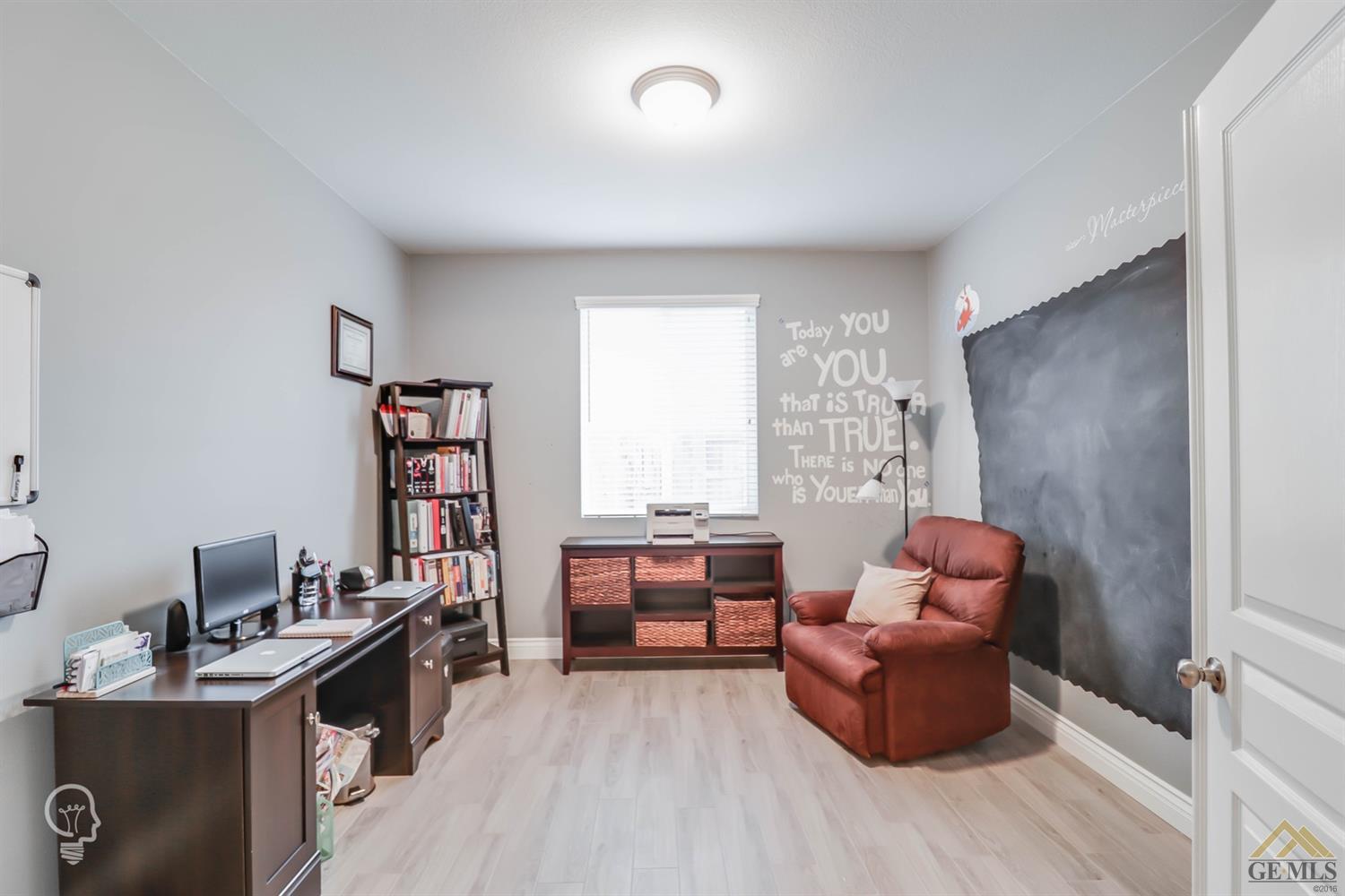 10815 Mountainside Drive Bakersfield, CA 93306 - Photo 16 of 35