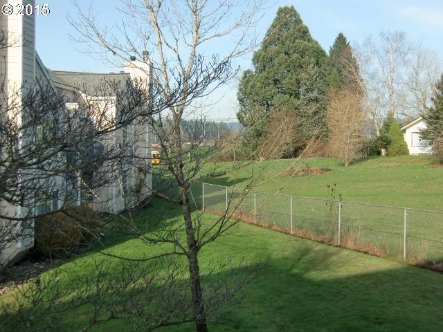 17532 Northwest Springville Road, Unit D3 Portland, OR 97229 - Photo 10 of 16 Gallery Image 10