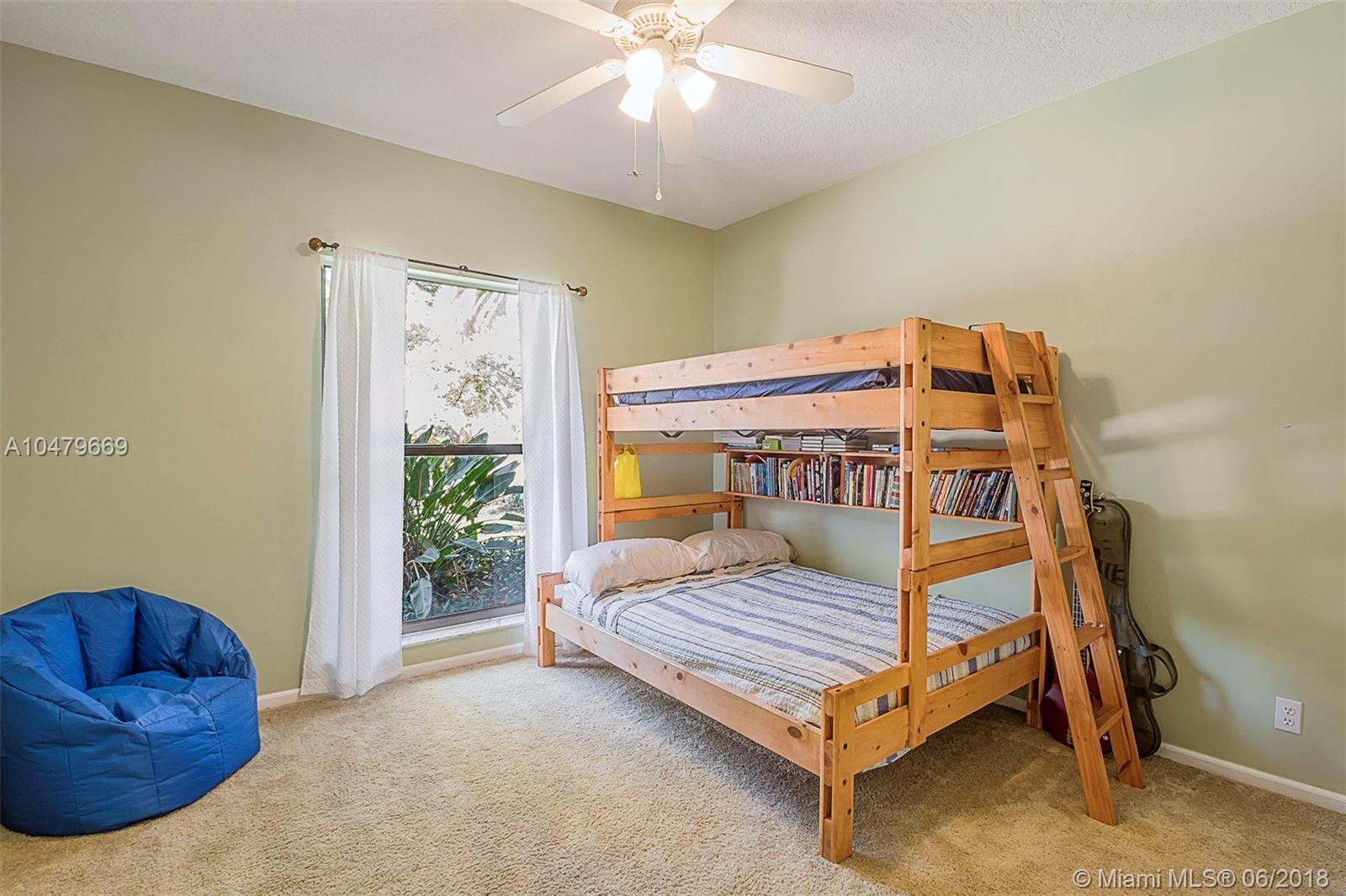 Whispering Trails Jupiter, FL 33458 - Photo 21 of 31