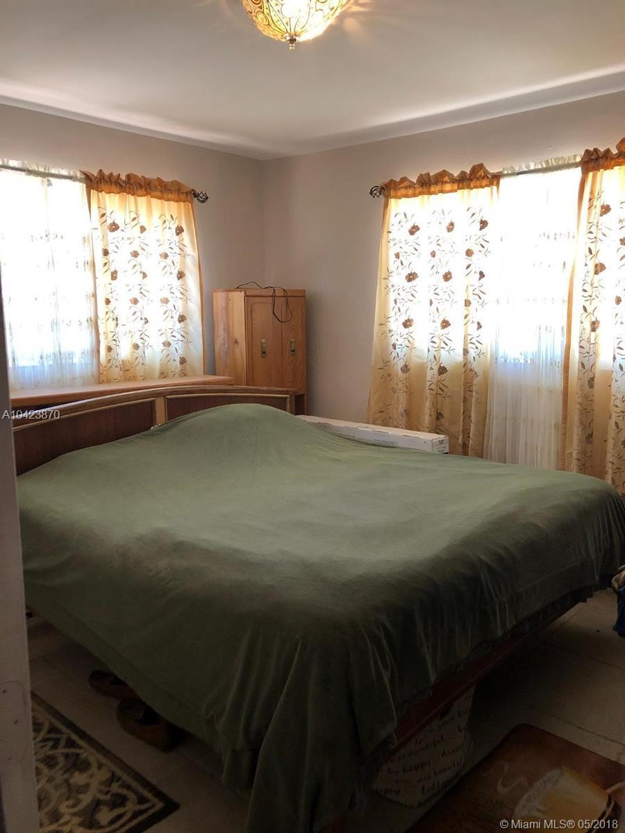 1074 Southwest 2nd Street Hallandale, FL 33009 - Photo 23 of 26