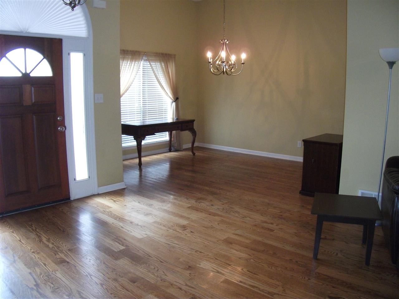 3612 Haynes Road Bartlett, TN 38133 - Photo 4 of 25 Gallery Image 4