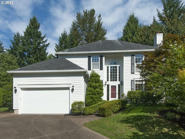 3619 Southwest Comus Street Portland, OR 97219 - Photo 1 of 16 Gallery Image 1