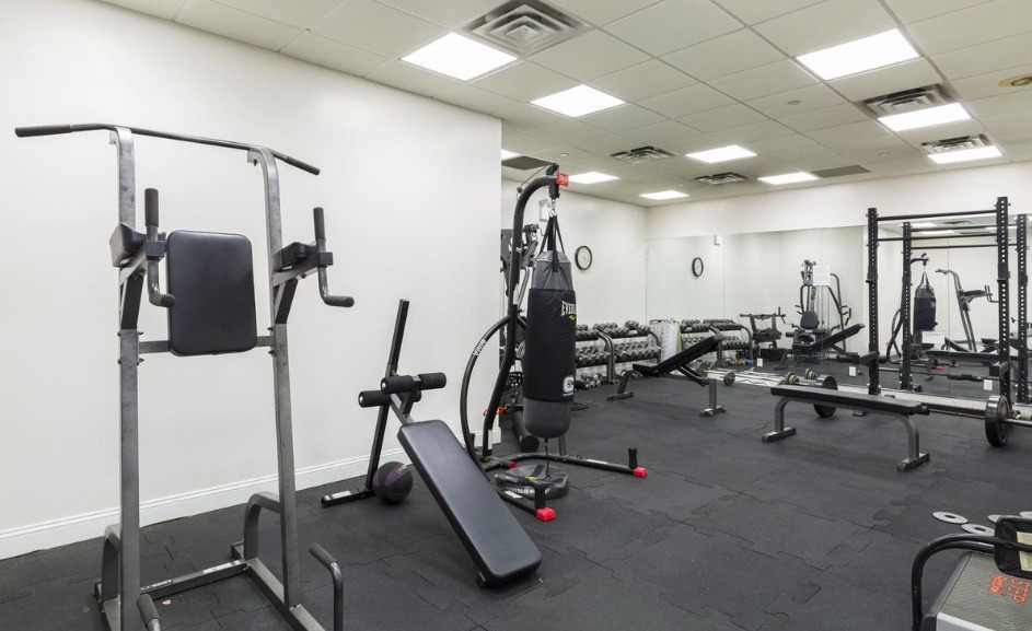 306 2nd St, Brooklyn, NY 11215 - Photo 2 of 3