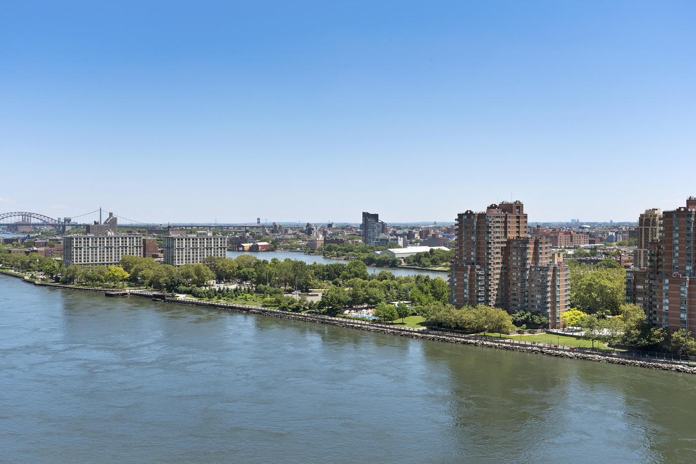 530 East 72nd Street, Unit 18B Manhattan, NY 10021 - Photo 13 of 16