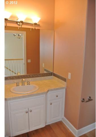 4030 Northwest Riggs Drive Portland, OR 97229 - Photo 11 of 15 Gallery Image 11