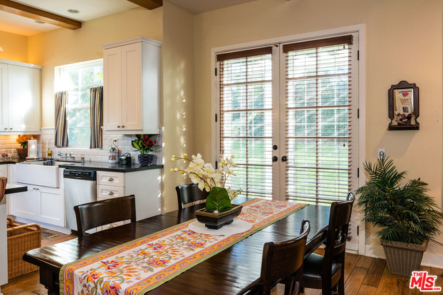 28930 Hampton Place Malibu, CA 90265 - Photo 7 of 34