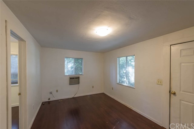 330 West 18th Street Chico, CA 95928 - Photo 4 of 22