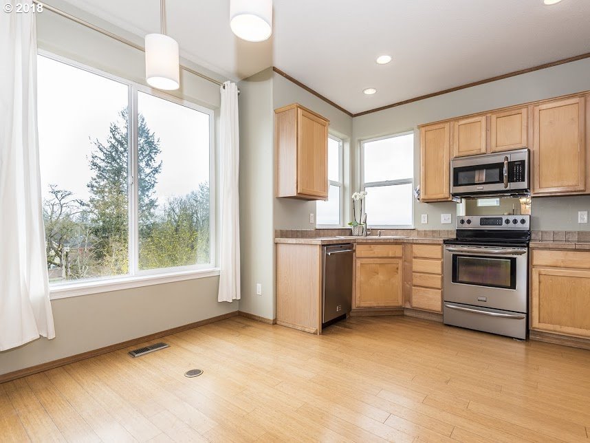 1131 Northwest Meriwether Court Camas, WA 98607 - Photo 8 of 32 Gallery Image 8