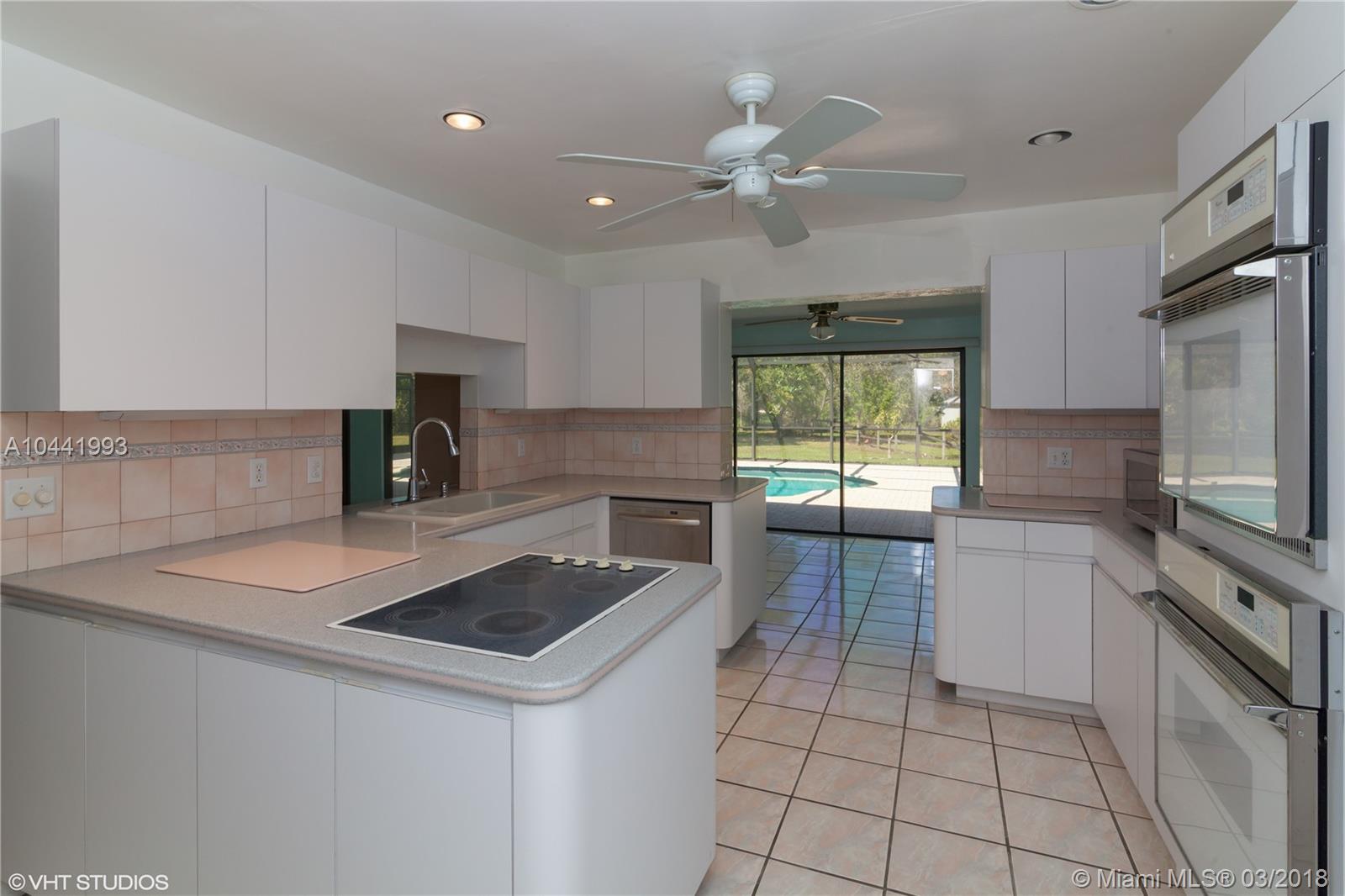 16731 Southwest 49th Street Southwest Ranches, FL 33331 - Photo 6 of 27 Gallery Image 6
