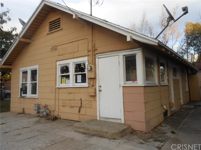 6220 Tyrone Avenue Van Nuys, CA 91401 - Photo 10 of 21