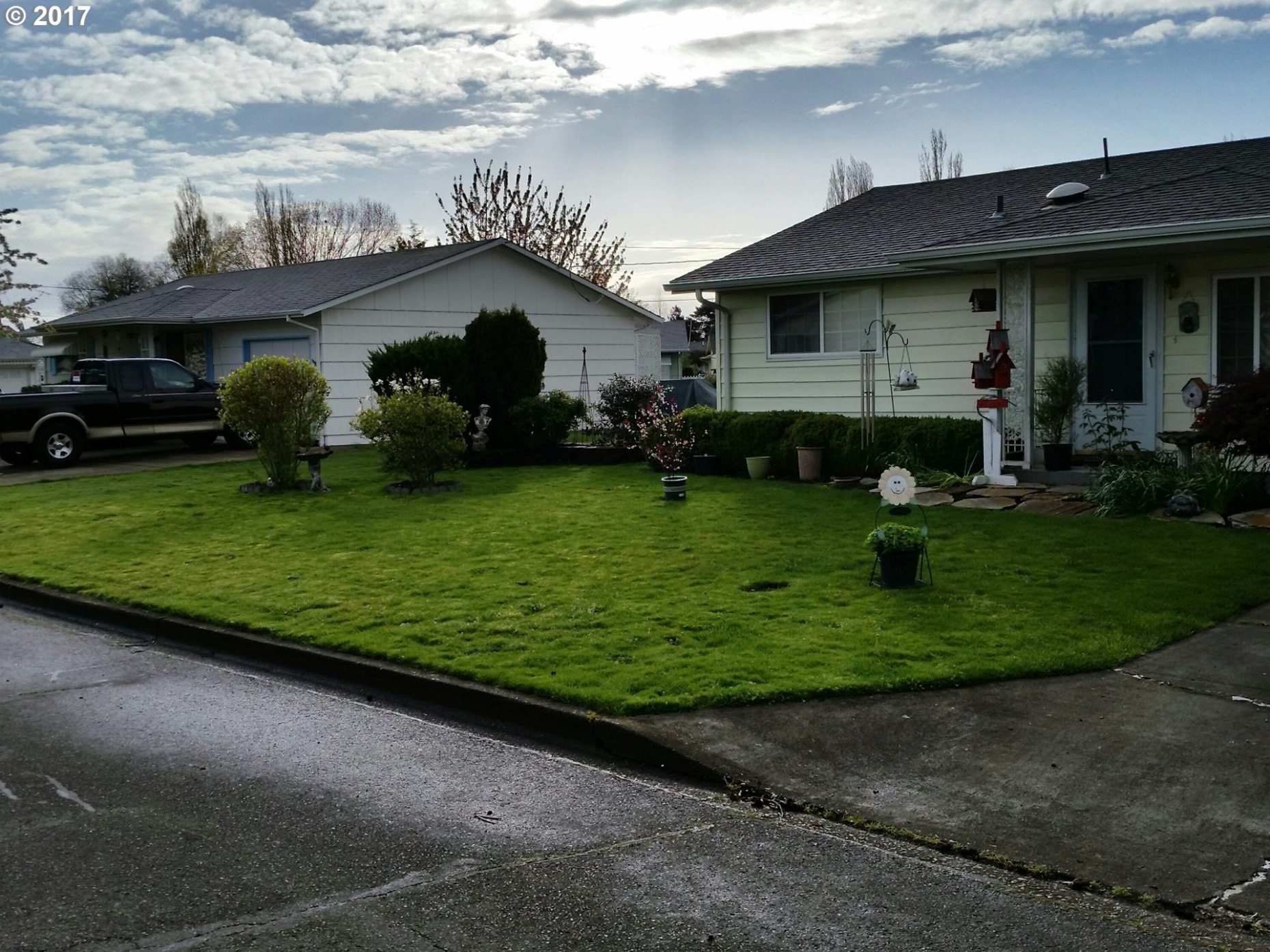 2070 Country Club Road Woodburn, OR 97071 - Photo 3 of 26 Gallery Image 3