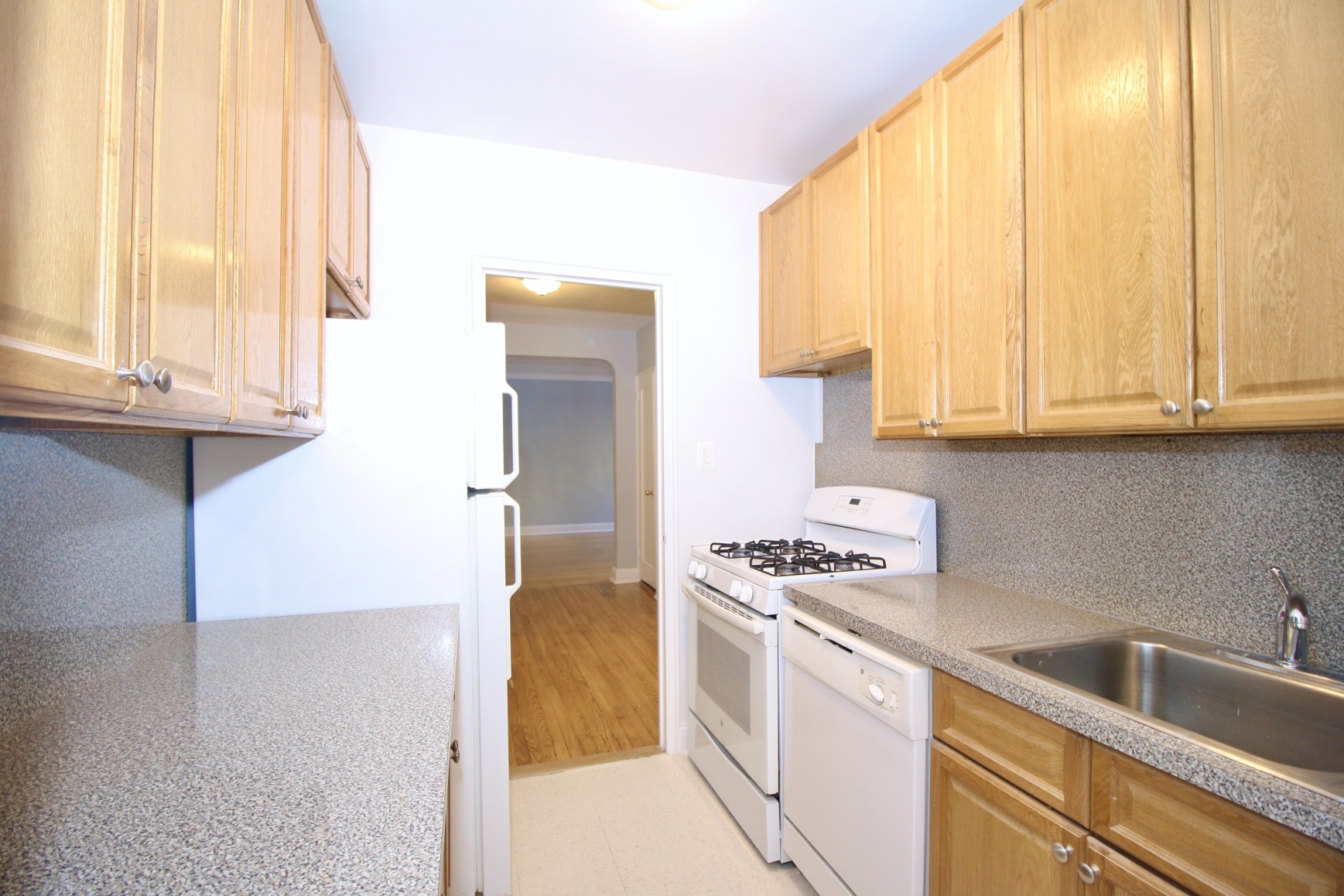 109-15 Queens Boulevard, Unit 1K Queens, NY 11375 - Photo 2 of 8