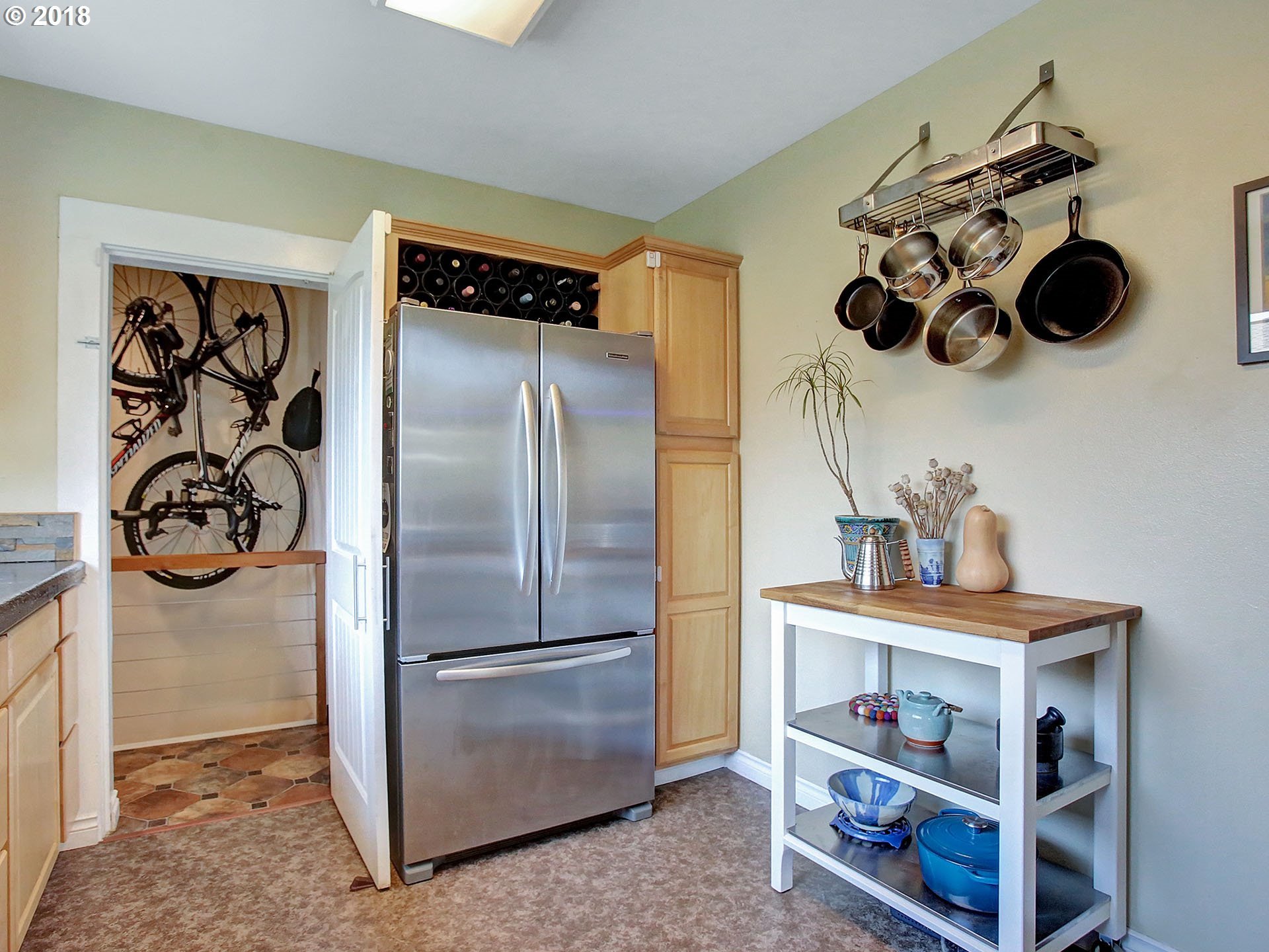 3137 Northeast Rosa Parks Way Portland, OR 97211 - Photo 9 of 29 Gallery Image 9