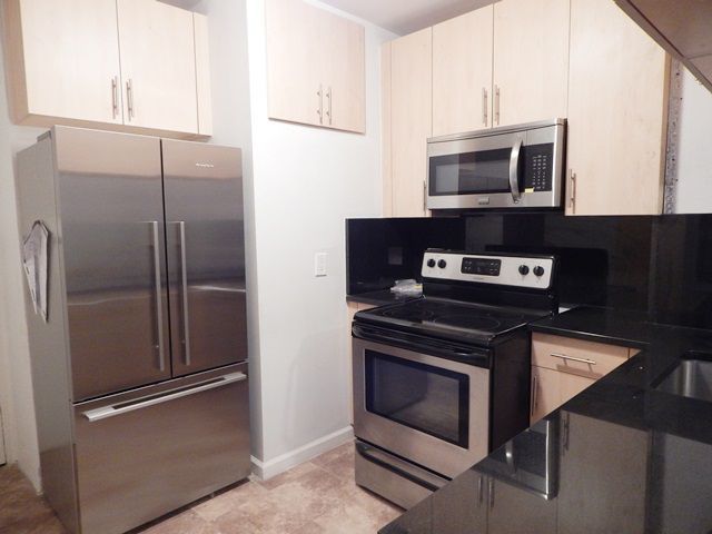 235 West 76th Street, Unit 7C Manhattan, NY 10023 - Photo 7 of 12