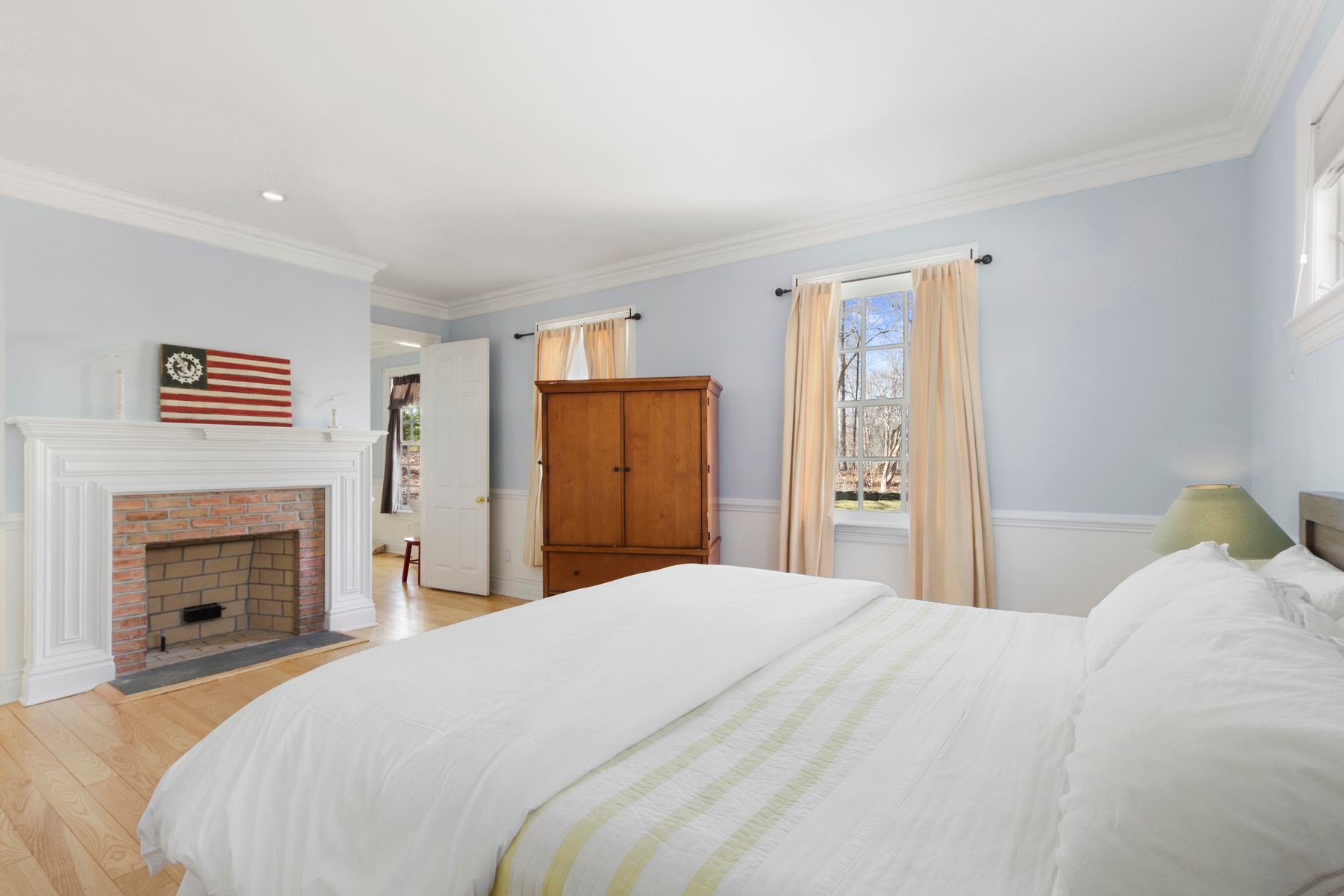 Noyac Sag Harbor, NY 11963 - Photo 7 of 8