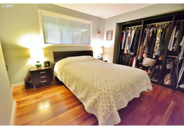3202 Southwest Spring Garden Street Portland, OR 97219 - Photo 7 of 14 Gallery Image 7