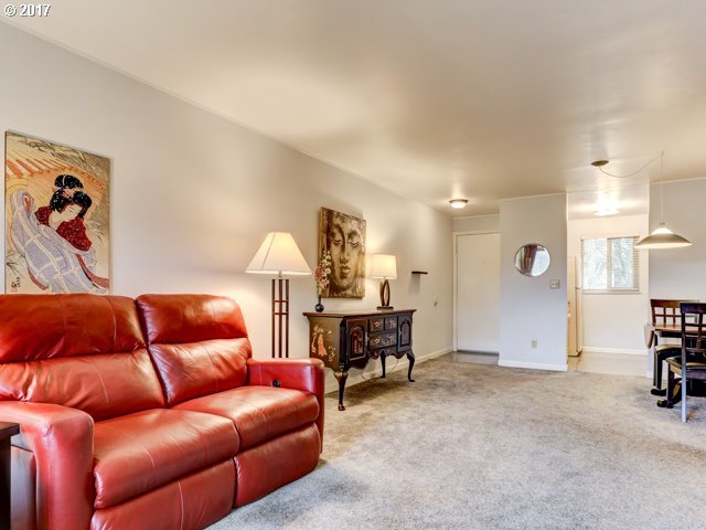 12612 Northwest Barnes Road, Unit 1 Portland, OR 97229 - Photo 10 of 28 Gallery Image 10