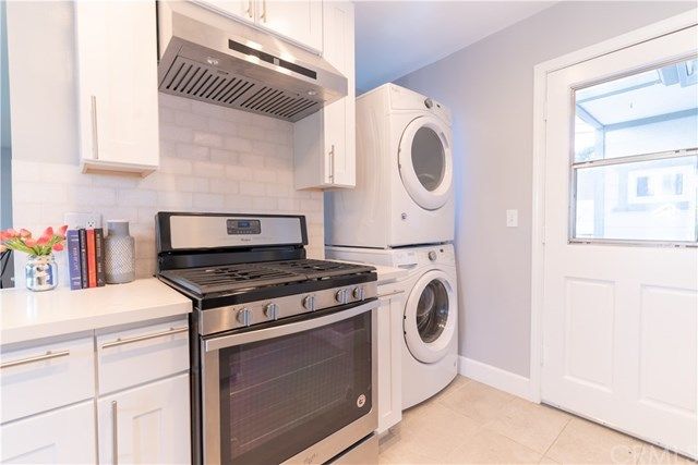 $1,799,999 | 397 La Perle Lane, Costa Mesa, CA 92627