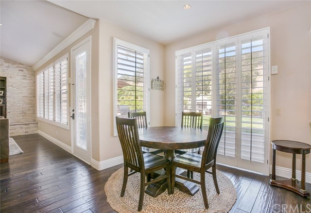 46 Rolling Ridge Rancho Santa Margarita, CA 92688 - Photo 6 of 26 A breakfast nook, adjacent to the kitchen, is great for a light, bright meal setting.