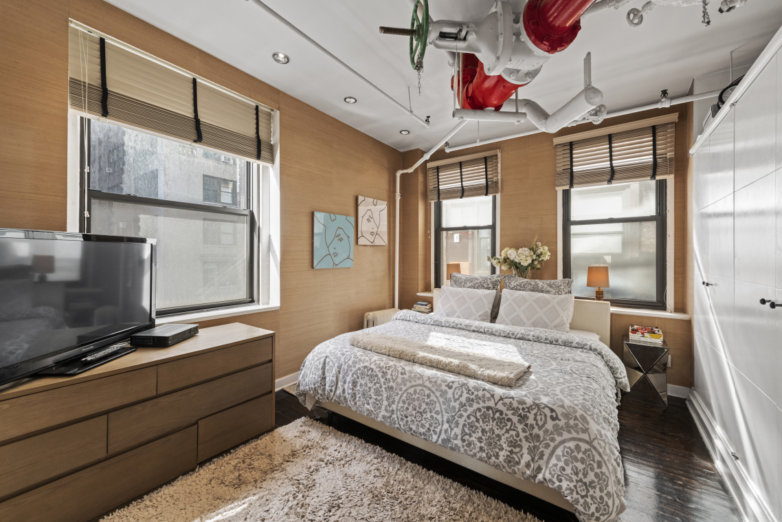 133-131 West 28th Street, Unit 7C Manhattan, NY 10001 - Photo 5 of 7