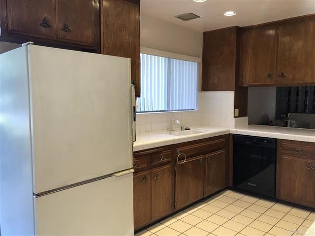 $660,000 | 675 Tyrone Street, El Cajon, CA 92020