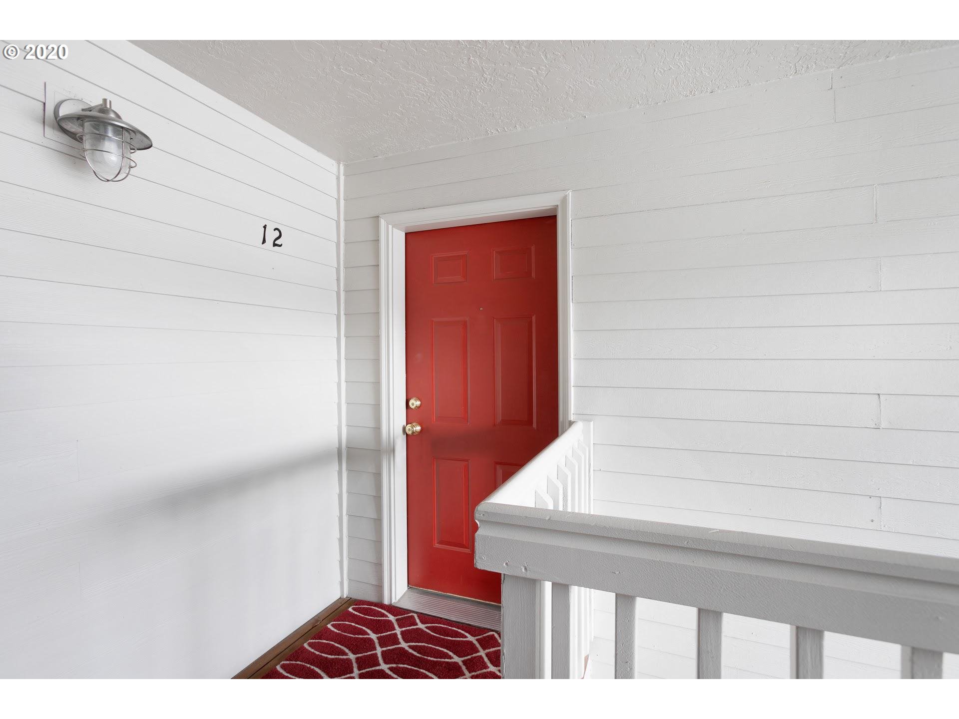 10620 Southwest Davies Road, Unit 12 Beaverton, OR 97008 - Photo 2 of 20 Gallery Image 2