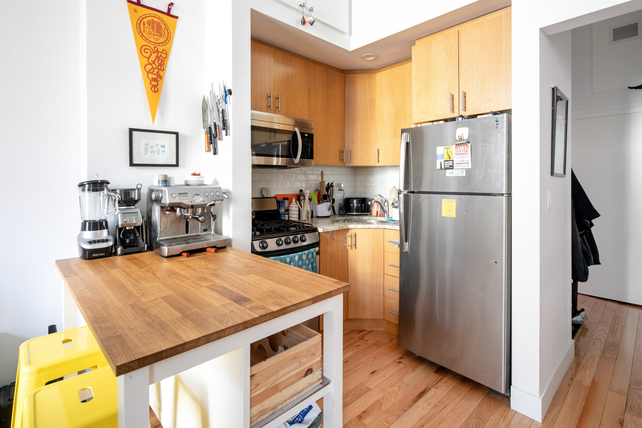 139 Montague Street, Unit 2R Brooklyn, NY 11201 - Photo 2 of 5