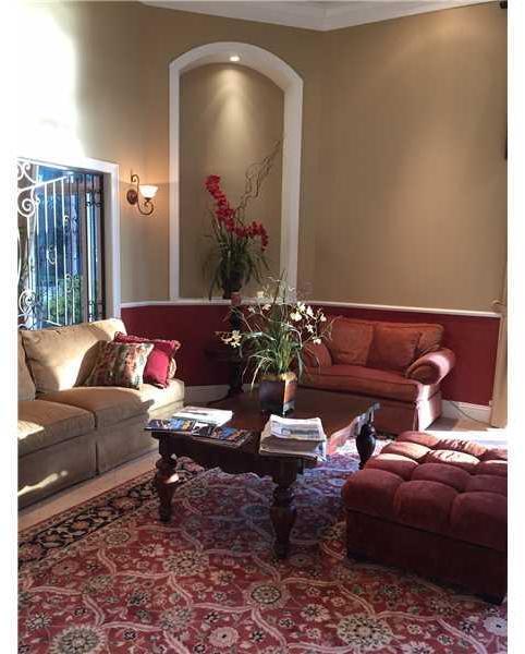 17150 North Bay Road, Unit 2716 Sunny Isles Beach, FL 33160 - Photo 9 of 26