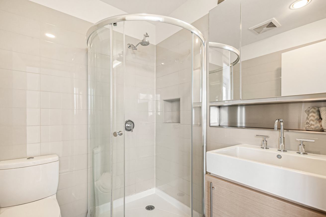 38 Delancey Street, Unit 8D Manhattan, NY 10002 - Photo 7 of 8