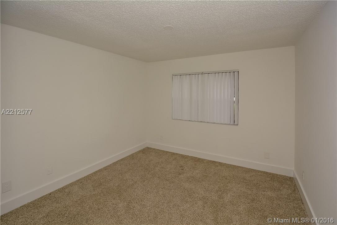 530 South Park Road, Unit 1118 Hollywood, FL 33021 - Photo 6 of 12