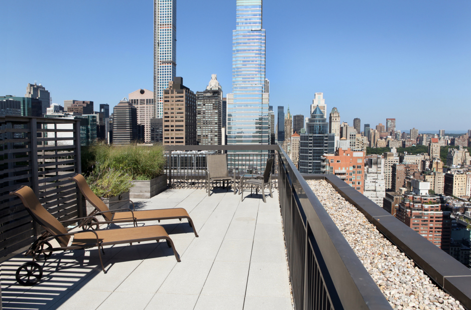 300 East 59th Street, Unit 2604 Manhattan, NY 10022 - Photo 10 of 13