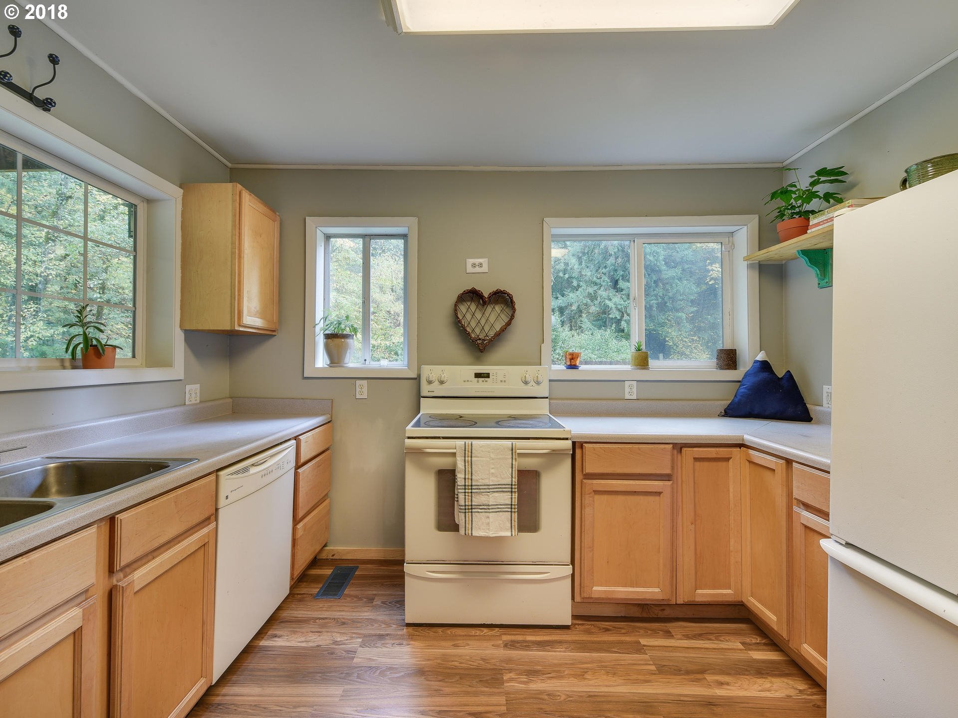 63927 East Barlow Trail Road Rhododendron, OR 97049 - Photo 11 of 32