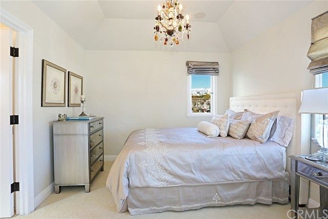 $2,395,000 | 201 Crystal Avenue, Newport Beach, CA 92662