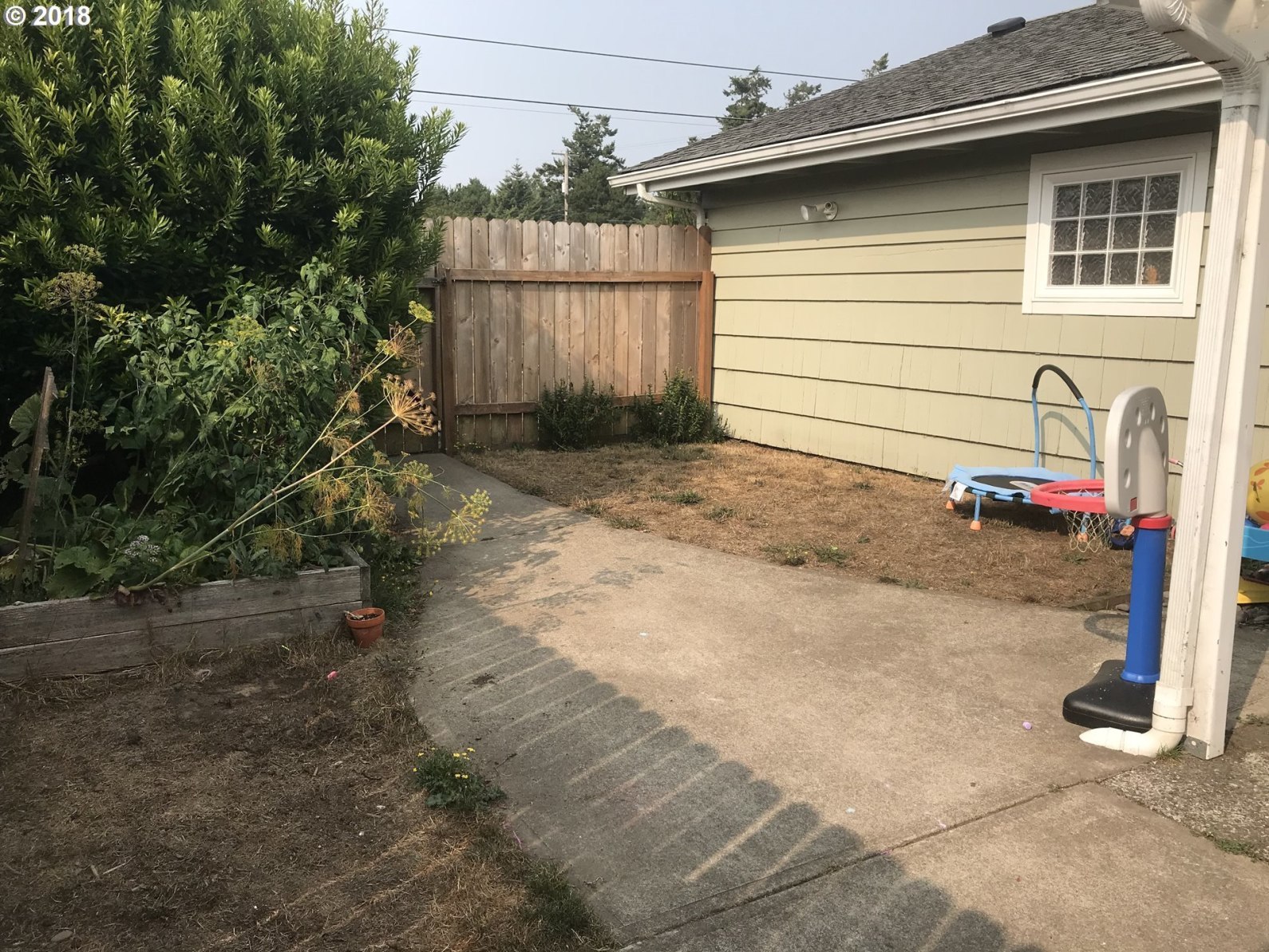 679 Kingwood Street Florence, OR 97439 - Photo 6 of 19