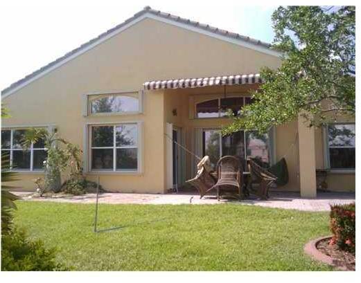 Encantada Pembroke Pines, FL 33029 - Photo 5 of 15