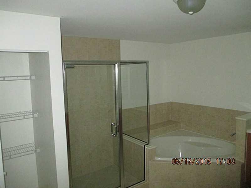 8395 Southwest 73rd Avenue, Unit 107 Miami, FL 33143 - Photo 9 of 10