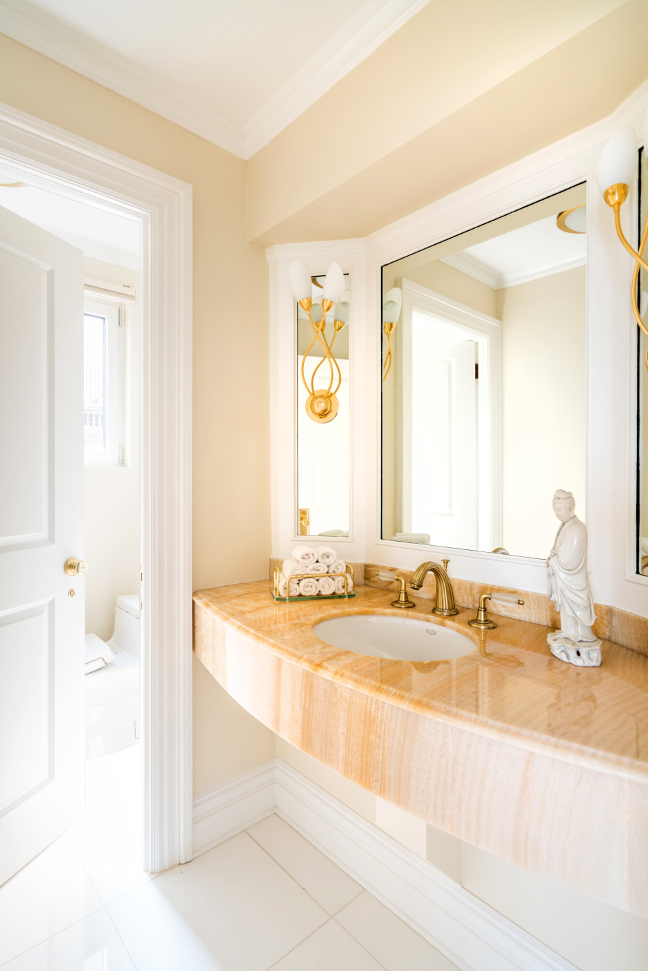 200 Central Park South, Unit 31A Manhattan, NY 10019 - Photo 11 of 12