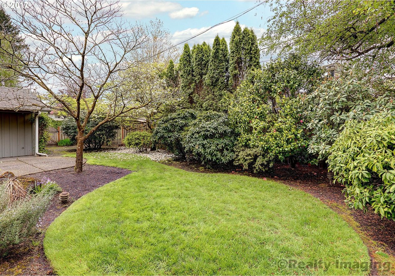 6620 Southwest Raleighwood Lane Portland, OR 97225 - Photo 14 of 27 Gallery Image 14