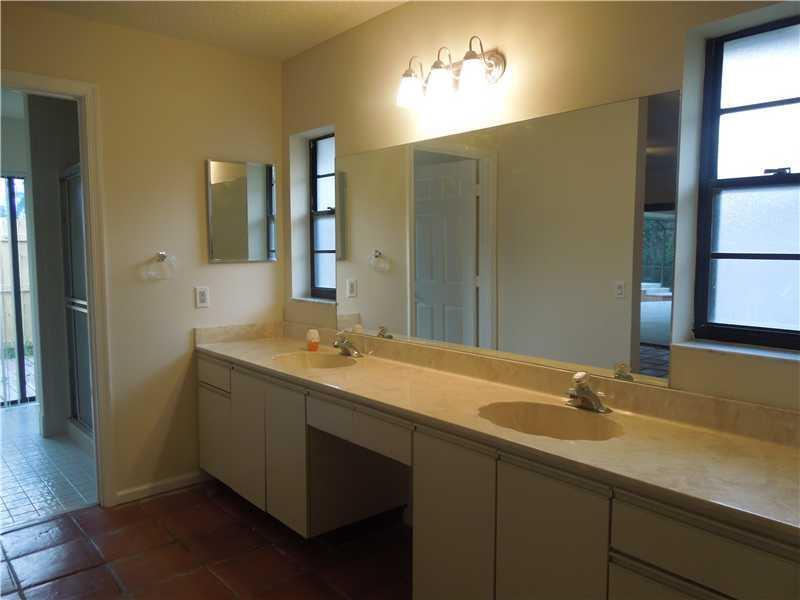 11450 Island Lakes Lane Boca Raton, FL 33498 - Photo 11 of 22