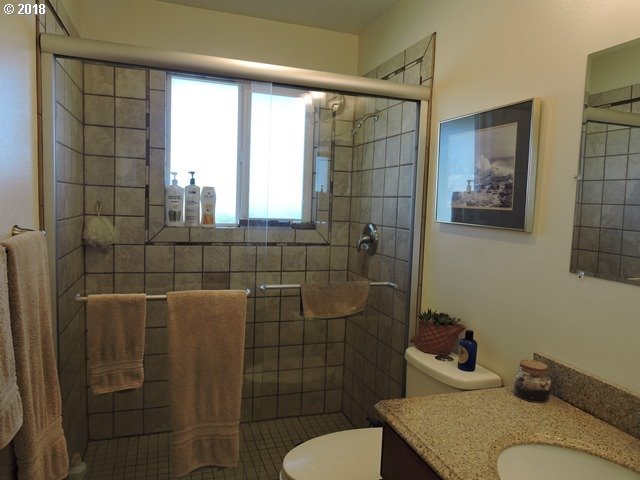 2871 Greenbriar Street, Unit 4400 Reedsport, OR 97467 - Photo 13 of 31 Gallery Image 13