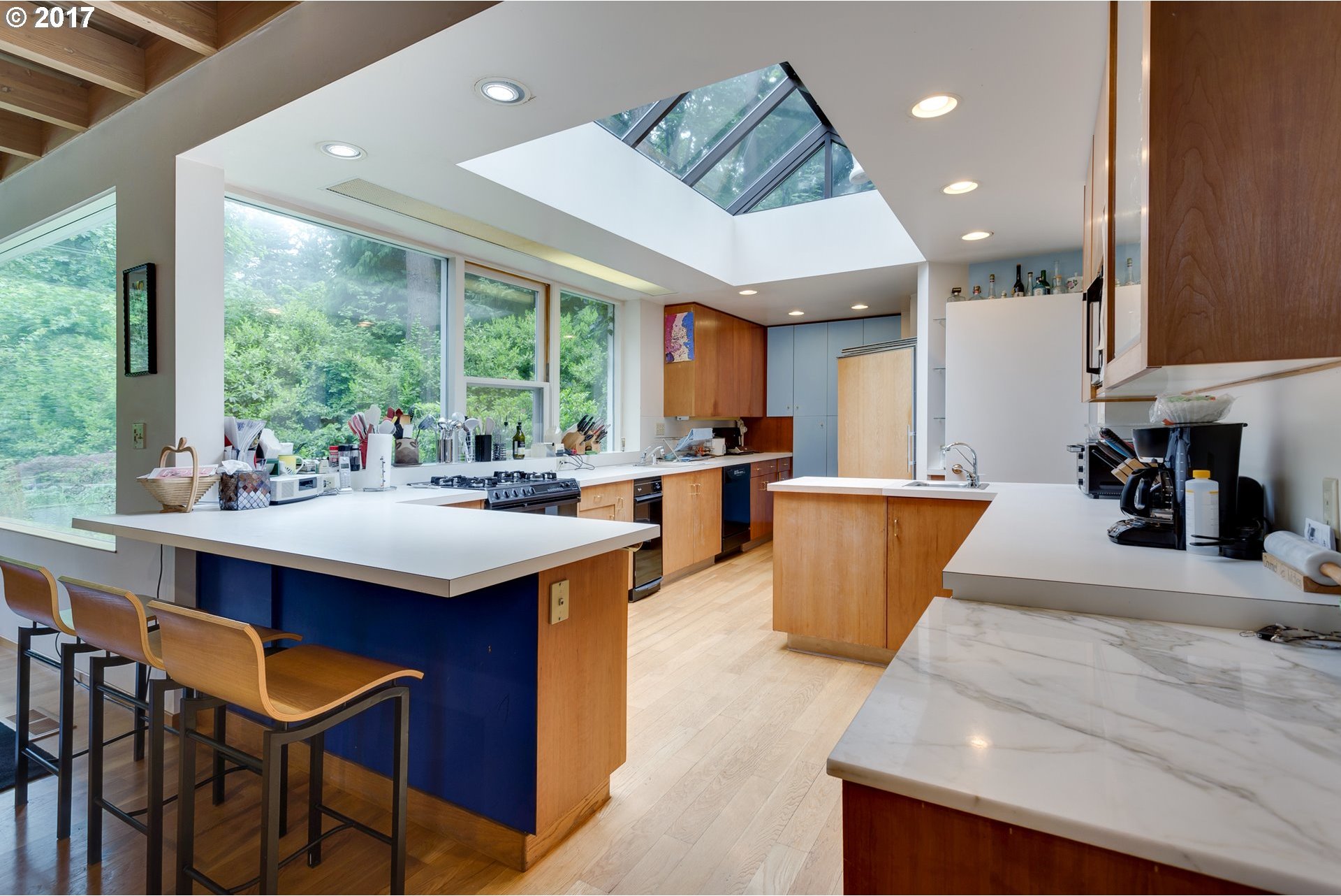 1551 South Military Road Portland, OR 97219 - Photo 5 of 22 Gallery Image 5
