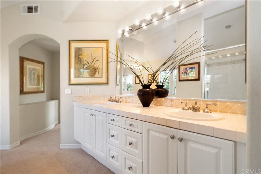 3 Hillside Lane Irvine, CA 92620 - Photo 26 of 39