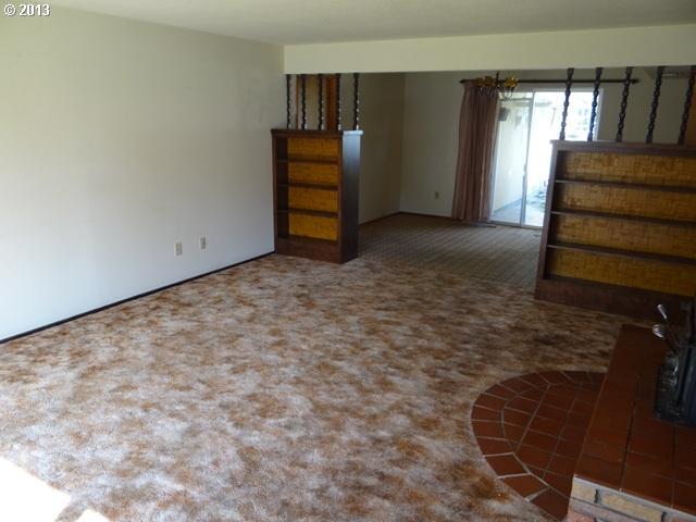 3105 Maple Drive Reedsport, OR 97467 - Photo 10 of 16 Gallery Image 10